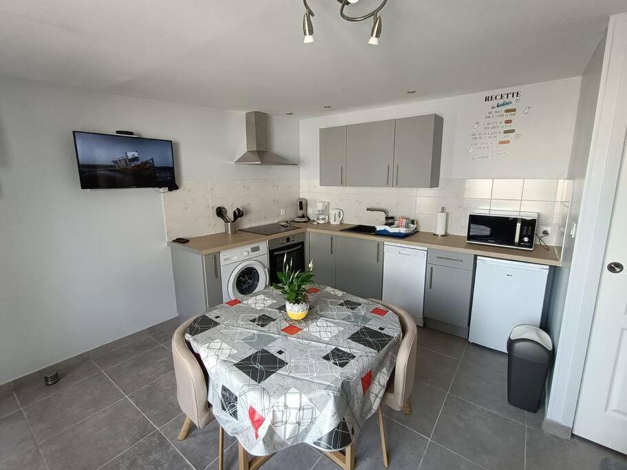 Le Hutteau Apartment *
